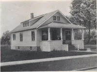 An illustration from Book A-7 of one hundred homes (1917)