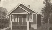 An illustration from Lewis homes: homes of character (1922)