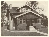An illustration from Lewis homes: homes of character (1922)