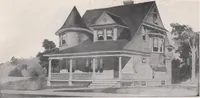 An illustration from Attractive homes (1912)
