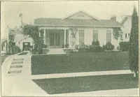 An illustration from Modern homes (1921)