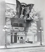 Picture 15 of 49 from Ornamental Street Lamp Posts, Mast Arms and Brackets (1914), leaf 25