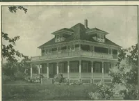 An illustration from Plans of modern homes, 320 (1913)
