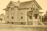 An illustration from Radford's Combined House and Barn Plan Book (1908)