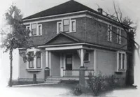 An illustration from Readi-cut houses (frame or brick veneer) : substantial, warm, comfortable, attractive : manufactured in our mills in Toronto, Ottawa, Vancouver ... (1915)