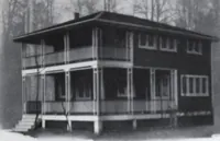 An illustration from Readi-cut houses (frame or brick veneer) : substantial, warm, comfortable, attractive : manufactured in our mills in Toronto, Ottawa, Vancouver ... (1915)