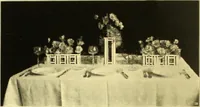 An illustration from Rheinauer Gartenmobel : Spalierwerke, Holzarbeiten fur Parkanlagen, Veranden und Wintergarten, Gartenlauben, Gartenhauser ... (1912)