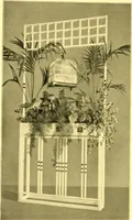 An illustration from Rheinauer Gartenmobel : Spalierwerke, Holzarbeiten fur Parkanlagen, Veranden und Wintergarten, Gartenlauben, Gartenhauser ... (1912)