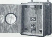 An illustration from The Maxim Electric Light and Power Co., Philadelphia. (1882)