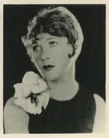An illustration from The New Eve, Vol. 1, No. 5 (May 1926) (1926)