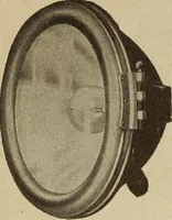 An illustration from Accessoires pour automobiles, catalogue no. 1, 1914 (1914)