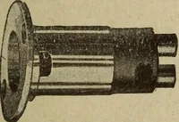 An illustration from Accessoires pour automobiles, catalogue no. 1, 1914 (1914)