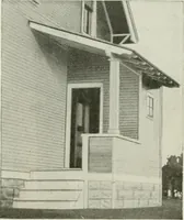 An illustration from Aladdin homes : "built in a day" Catalog no. 29 (1917)