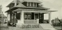 An illustration from Aladdin homes : "built in a day" Catalog no. 29 (1917)