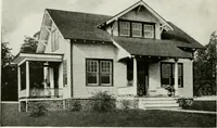 An illustration from Aladdin homes : "built in a day" Catalog no. 29 (1917)