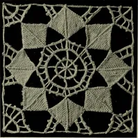 An illustration from Album de dentelle de Venise (1900)