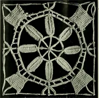 An illustration from Album de dentelle de Venise (1900)
