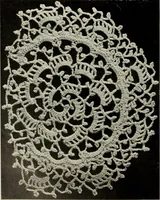 An illustration from Album de guipure d'Irlande (1900)