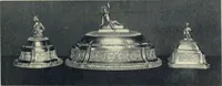 An illustration from Alfavitny ukazatel s.-peterburgskikh zolotykh i serebrianykh diel masterov, iuvelirov, graverov i proch., 1714-1814 (1907)