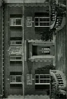 An illustration from American country houses of to-day; an illustrated account of some excellent houses built and gardens planted during the last few years, showing unmistakable influence of the modern trend in ideals architectural (1915)