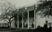 An illustration from American country houses of to-day; an illustrated account of some excellent houses built and gardens planted during the last few years, showing unmistakable influence of the modern trend in ideals architectural (1915)