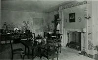 An illustration from American country houses of to-day; an illustrated account of some excellent houses built and gardens planted during the last few years, showing unmistakable influence of the modern trend in ideals architectural (1915)