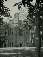 An illustration from American country houses of to-day; an illustrated account of some excellent houses built and gardens planted during the last few years, showing unmistakable influence of the modern trend in ideals architectural (1915)