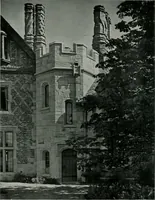 An illustration from American country houses of to-day; an illustrated account of some excellent houses built and gardens planted during the last few years, showing unmistakable influence of the modern trend in ideals architectural (1915)