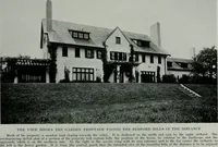An illustration from American country houses of to-day; an illustrated account of some excellent houses built and gardens planted during the last few years, showing unmistakable influence of the modern trend in ideals architectural (1915)