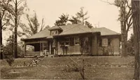 Picture 361 of 926 from American homes and gardens (1905), leaf 172