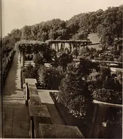 An illustration from American homes and gardens (1905)