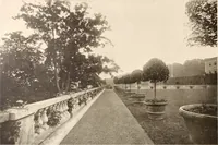 An illustration from American homes and gardens (1905)