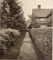 An illustration from American homes and gardens (1905)