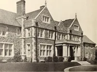 An illustration from American homes and gardens (1905)