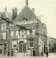 An illustration from Amsterdam et Harlem (1913)