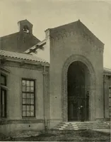 An illustration from The Architect & engineer of California and the Pacific Coast (1905)
