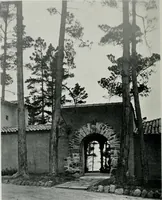 Picture 127 of 464 from Architect and engineer (1905), leaf 135