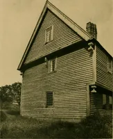 An illustration from An architectural monograph on colonial cottages (1915)