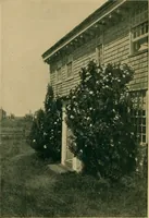 An illustration from An architectural monograph on the early dwellings of Nantucket (1917)