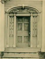 An illustration from An architectural monograph on early wood built houses of central New York, with text by Carl C. Tallman; (1918)