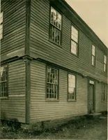 An illustration from An architectural monograph on the seventeenth century Connecticut house (1919)