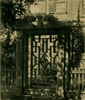 Picture 21 of 21 from An architectural monograph on fences and fence posts of colonial times, (1922), leaf 17