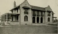 An illustration from Architectural styles for country houses: the characteristics and merits of various types of architecture as set forth by enthusiastic advocates (1912)