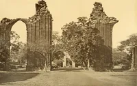 An illustration from The architecture of ancient Delhi : especially the buildings around the Kutb Minar (1872)