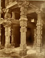 An illustration from The architecture of ancient Delhi : especially the buildings around the Kutb Minar (1872)