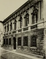 An illustration from The architecture of the renaissance in Italy : a general view for the use of students and others (1909)