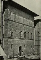 An illustration from The architecture of the renaissance in Italy : a general view for the use of students and others (1909)