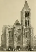 An illustration from Medieval architecture, its origins and development, with lists of monuments and bibliographies (1909)