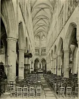 An illustration from Medieval architecture, its origins and development, with lists of monuments and bibliographies (1909)