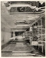 An illustration from Die umbildung der chromolithographie : photolithographischer vier-und menrfarbendruck auf stein, zink und aluminium (1913)